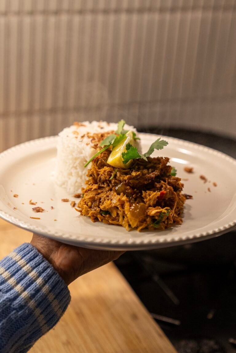 “Achari Tuna really hits: Quick and Flavorful Bengali Stir-Fry Recipe”