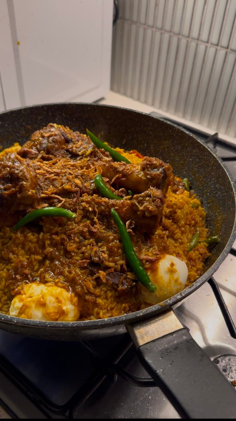 Bangladeshi Meat Bhuna Khichuri: A Traditional Delight